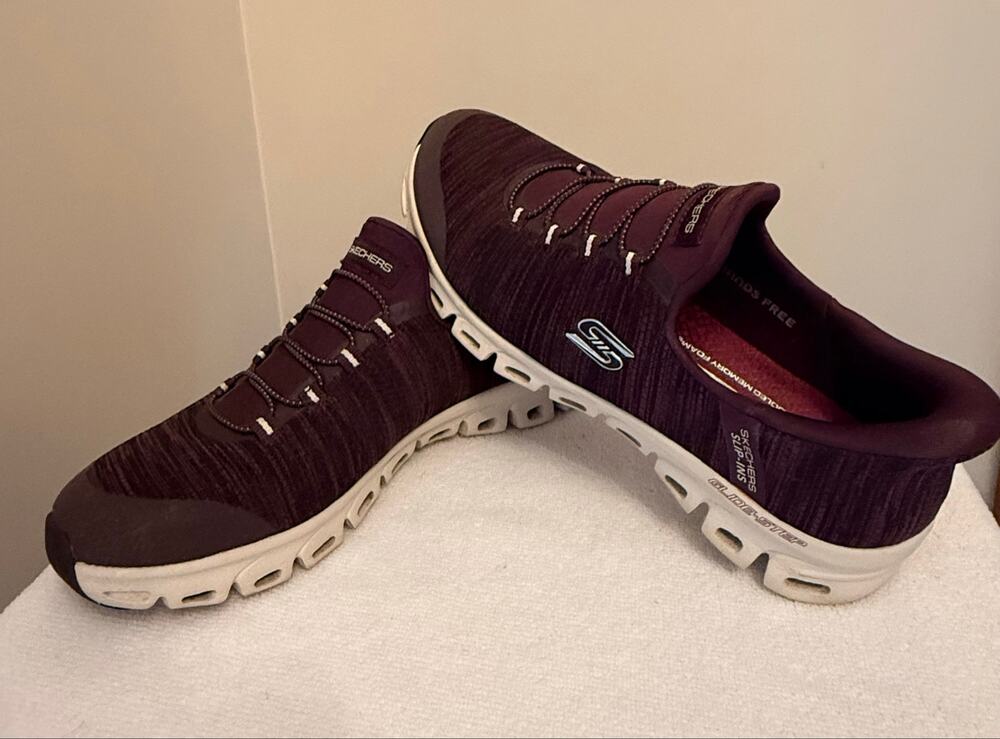Skechers Hands Free Slip-ins: Glide-Step sneakers in a burgundy/wine colorway.